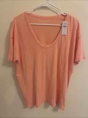 American Eagle Outfitters Peach Distressed Scoop Neck Short Sleeve Tee